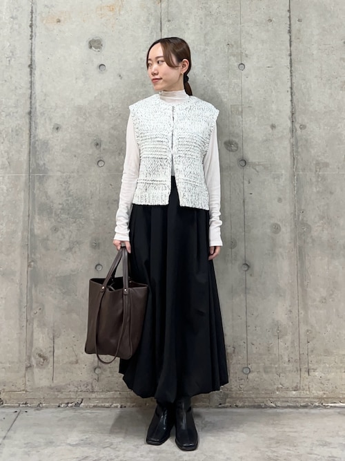 シアーハイネックカットトップ