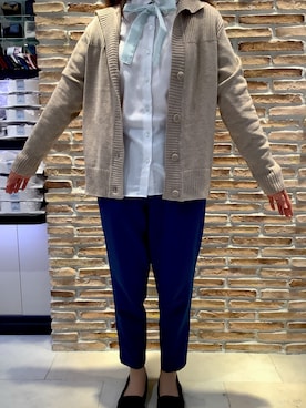 「アイテム（ビジネスシャツ）」を使った、BRICK HOUSE シャツ工房 松山フジグラン店さん（レディース・155cm）の冬コーディネート