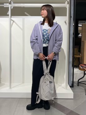 「アイテム（ナイロンジャケット）」を使った、natsumi さん（レディース・163cm）の夏コーディネート