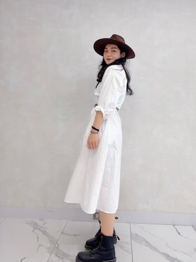 「QUEEN SHOP（クイーンショップ）のアイテム（シャツワンピース、ホワイト系）」を使った、hongyiyaoさん（レディース）の夏コーディネート