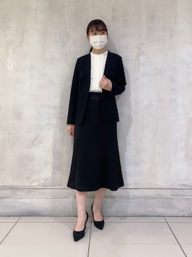 「モノトーン」｜「アイテム（スーツジャケット）」を使った、rinaさん（レディース・159cm）の春コーディネート