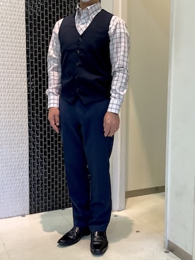 「アイテム（ビジネスシャツ、レッド系）」を使った、BRICK HOUSE by Tokyo Shirts 八尾アリオ店さん（メンズ・165cm）の秋コーディネート