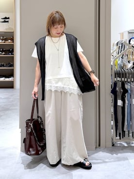 「GLOBAL WORK（グローバルワーク）のAiry Breezeワイドパンツ/636590（その他パンツ、ベージュ系）」を使った、kusuko1103さん（レディース・163cm）の夏コーディネート