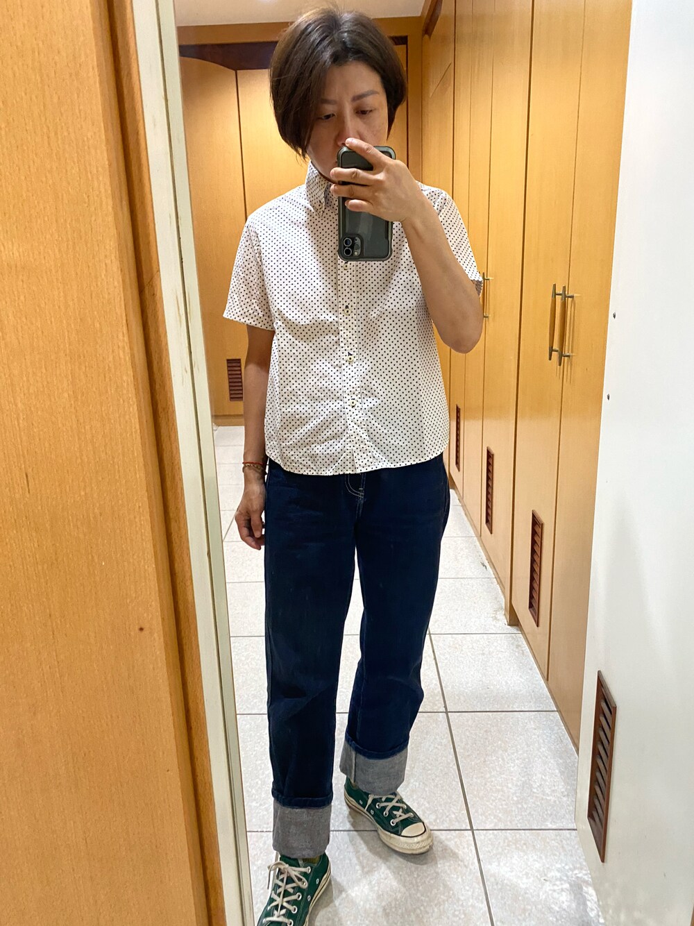 「UNIQLOのアイテム（デニムパンツ、ブルー系）」を使った、yukichen3388さん（レディース・155cm）の夏コーディネートの1枚目の写真