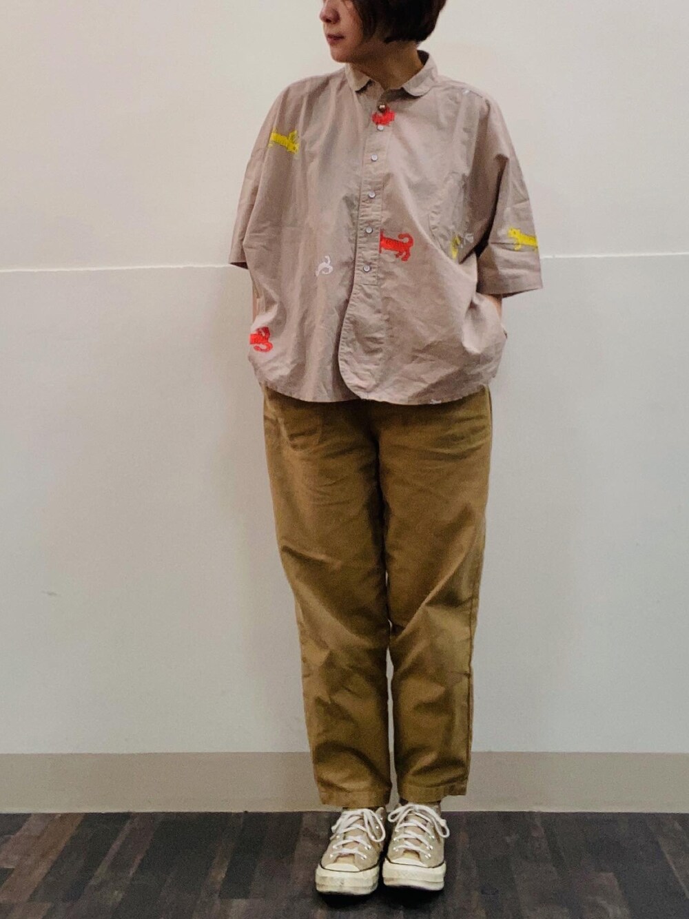 「DANTONのアイテム（チノパンツ、その他）」を使った、yukichen3388さん（レディース・155cm）の夏コーディネートの1枚目の写真