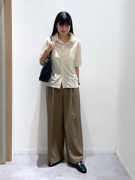 「アイテム（ポロシャツ、ベージュ系）」を使った、ニカさん（レディース・164cm）の秋コーディネート