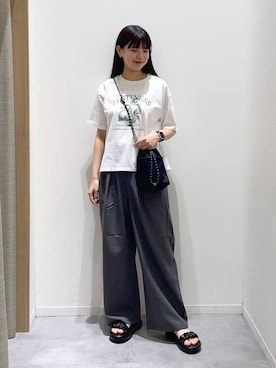 「GLOBAL WORK（グローバルワーク）のノンストレスリッチワイドパンツ/632962（その他パンツ、グレー系）」を使った、ニカさんの夏コーディネート