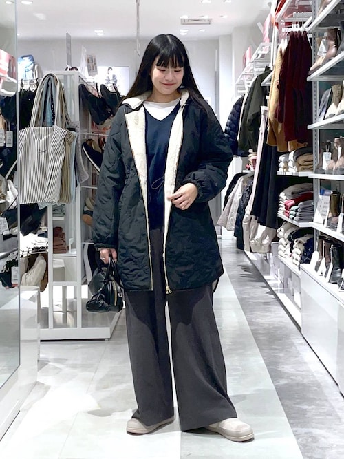 美品 グッチ インターロッキング シマレザー スニーカー ファー 黒 24cm 742061 CHIE