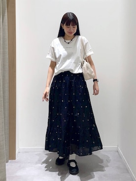 「GLOBAL WORK（グローバルワーク）のmeets India/ティアード刺繍スカート/625306（Skirt、ブラック系）」を使った、ニカさんの春コーディネート