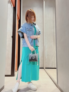 「armaniexchange」｜「アイテム（スリッポン）」を使った、HIROさん（レディース・150cm）の春コーディネート
