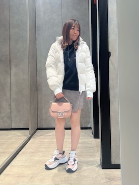 「ARMANI EXCHANGE（アルマーニエクスチェンジ）のアイテム（ダウンジャケット/コート）」を使った、HIROさん（レディース・150cm）の秋コーディネート