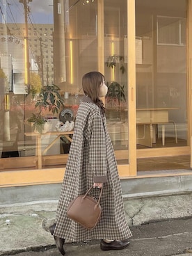 「服とコスメでなりたい自分に」｜「アイテム（ステンカラーコート）」を使った、R I　   さん（レディース・154cm）の冬コーディネート