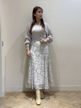 「MERCURYDUO（マーキュリーデュオ）のアイテム（キャミソール）」を使った、金井祐子さん（レディース・162cm）の秋コーディネート