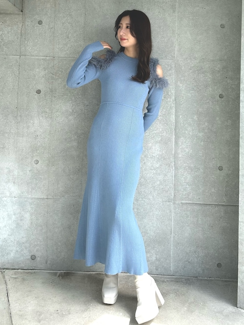 【未使用品】MERCURYDUO、ビジュー付きワンピース、ニット 未使用品】MERCURYDUO、ビジュー付きワンピース、ニット