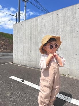 「むぎわら帽子」｜「アイテム（サロペット/オーバーオール）」を使った、☆cocco☆さん（キッズ・80cm）の春コーディネート