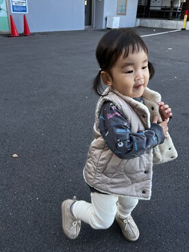 「ミッキー」｜「アイテム（ダウンベスト）」を使った、☆cocco☆さん（キッズ・80cm）の秋コーディネート