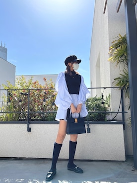 「FERRAGAMO（フェラガモ）のアイテム（ハンドバッグ）」を使った、N’2000さん（レディース・158cm）の春コーディネート
