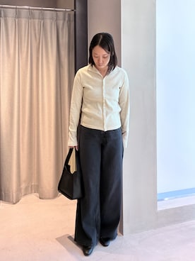 「URBAN RESEARCH DOORS（アーバンリサーチドアーズ）のORCIVAL　MOCK NECK CARDIGAN（カーディガン/ボレロ、ホワイト系）」を使った、ハルさん（レディース・163cm）の夏コーディネート
