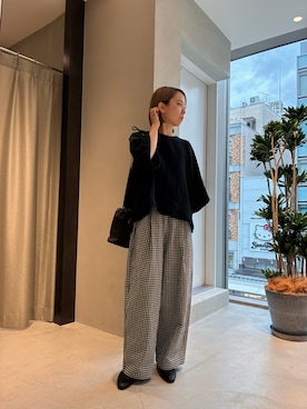 「かぐれ（カグレ）のリネンコットンフレアプルオーバー（シャツ/ブラウス、ブラック系）」を使った、ハルさん（レディース・163cm）の夏コーディネート
