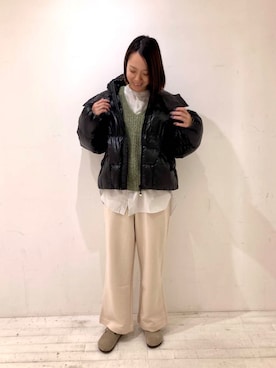 「冬の差し色コーデ」｜「アイテム（サンダル）」を使った、ハルさん（レディース・163cm）の冬コーディネート