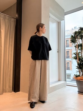 「かぐれ（カグレ）のコットンリネンフリルプルオーバー（シャツ/ブラウス、ブラック系）」を使った、ハルさん（レディース・163cm）の夏コーディネート
