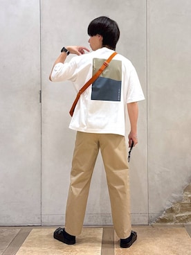 「GLOBAL WORK（グローバルワーク）のエアかるイージーパンツ/633983（その他パンツ、ベージュ系）」を使った、おばさん（メンズ）の夏コーディネート