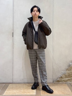 「アイテム（クラッチバッグ）」を使った、おばさん（メンズ・166cm）の冬コーディネート