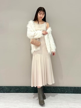 「アイテム（イヤリング）」を使った、SNIDELさん（レディース・174cm）の冬コーディネート