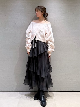 「アイテム（スウェット、ピンク系）」を使った、SNIDELさん（レディース・162cm）の秋コーディネート