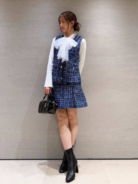 「肌見せ」｜「アイテム（その他アウター）」を使った、SNIDELさん（レディース・162cm）の秋コーディネート