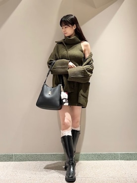 「アイテム（キーケース/キーアクセサリー）」を使った、SNIDELさん（レディース・165cm）の秋コーディネート