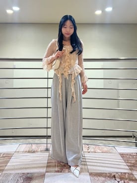 「SNIDEL（スナイデル）のアイテム（パンツ）」を使った、SNIDELさん（レディース・157cm）の冬コーディネート