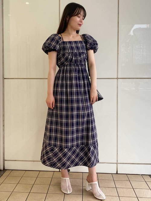 ❪美品 完売 60%OFF❫DelyleNOIR オフショルパフスリーブワンピ ワンピース パフスリーブオフショルダー : ZOZOTOWN Yahoo!店