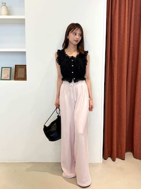 「アイテム（スウェットパンツ、ピンク系）」を使った、SNIDELさん（レディース・162cm）の夏コーディネート