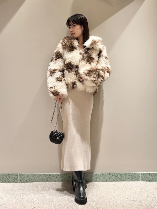 スナイデル　SNIDEL ファーショートコート. BEIGE ファーショートコート（チェスターコート）｜SNIDEL（スナイデル