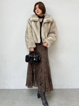 「アイテム（チェスターコート）」を使った、SNIDELさん（レディース・165cm）の秋コーディネート