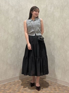 ニットベスト×ティアードスカートセットを使った人気ファッション