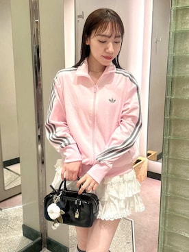 「アイテム（チャーム）」を使った、SNIDELさん（レディース・162cm）の秋コーディネート