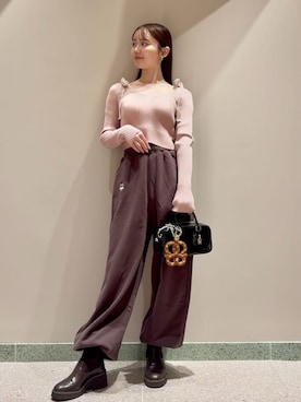 「アイテム（チャーム）」を使った、SNIDELさん（レディース・160cm）の秋コーディネート