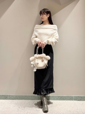 「アイテム（キーケース/キーアクセサリー）」を使った、SNIDELさん（レディース・165cm）の秋コーディネート