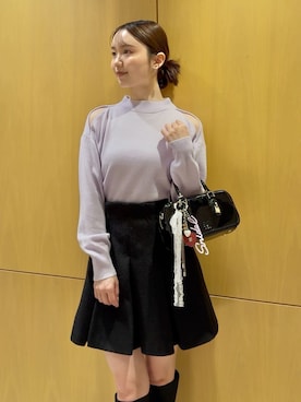 「アイテム（チャーム）」を使った、SNIDELさん（レディース・160cm）の秋コーディネート