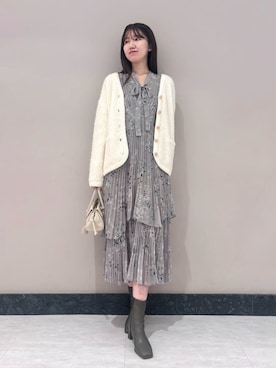 「アイテム（ボストンバッグ）」を使った、SNIDELさん（レディース・174cm）の秋コーディネート