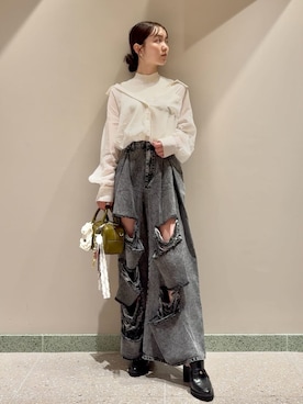 「アイテム（チャーム）」を使った、SNIDELさん（レディース・160cm）の秋コーディネート