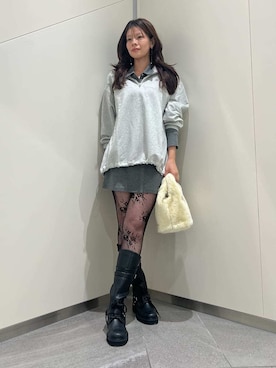 「SNIDEL（スナイデル）のコットンモダールポロミニワンピース（ワンピース、グレー系）」を使った、SNIDELさんの秋コーディネート
