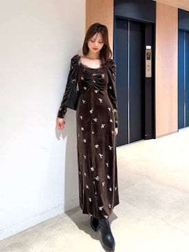 「SNIDEL（スナイデル）のアイテム（バッグ）」を使った、SNIDELさん（レディース・162cm）の秋コーディネート