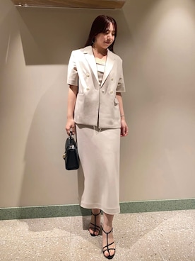「アイテム（テーラードジャケット）」を使った、SNIDELさん（レディース・166cm）の夏コーディネート