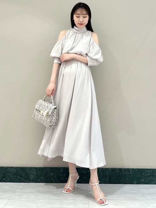 SNIDEL コールドショルダーワンピース