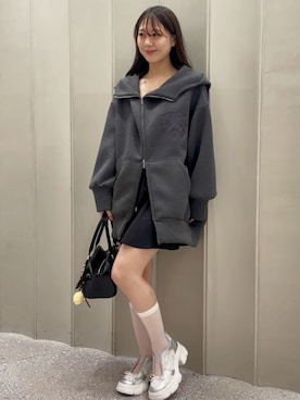 「SNIDEL（スナイデル）のアイテム（パンツ）」を使った、SNIDELさん（レディース・160cm）の春コーディネート