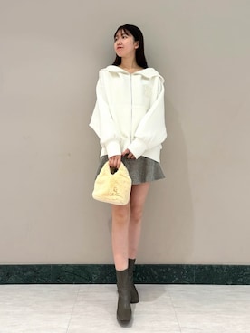 「SNIDEL（スナイデル）のアイテム（パンツ）」を使った、SNIDELさん（レディース・174cm）の冬コーディネート