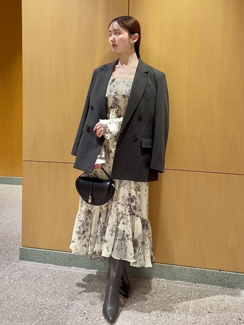 オーバーサイズウールジャケット（テーラードジャケット）｜SNIDEL